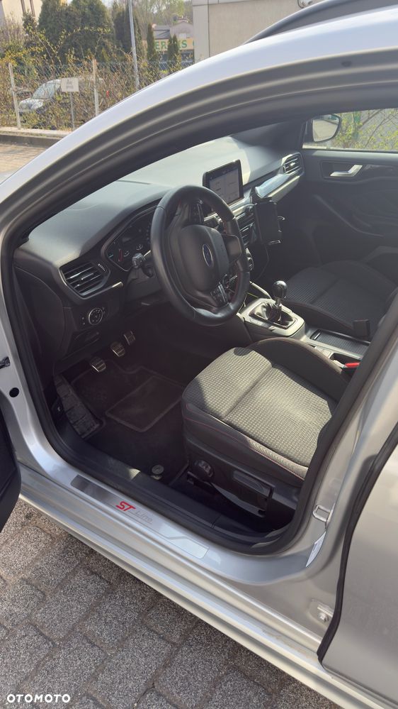 Ford Focus 1.5 EcoBlue ST-Line - 13