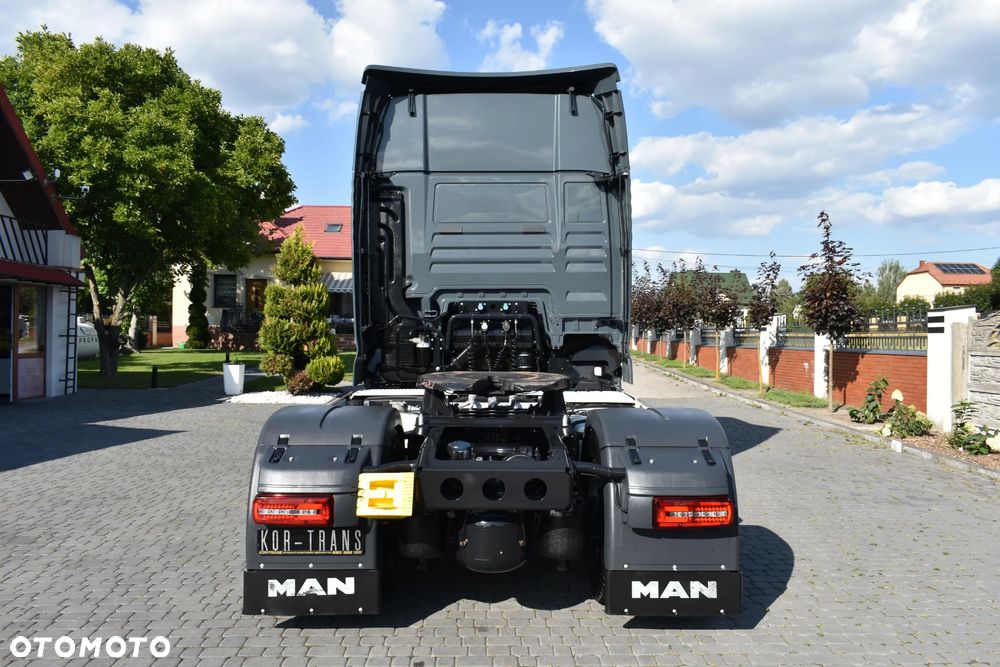 MAN TGX 18.510 // FULL LED  // 6X NOWE OPONY // NAVI // RETARDER // ALUFELFI ALCOA // ZABUDOWY MIĘDZYOSIOWE // SUBOFER // KLIMA POSTOJOWA // XENON // MAXX // - 7