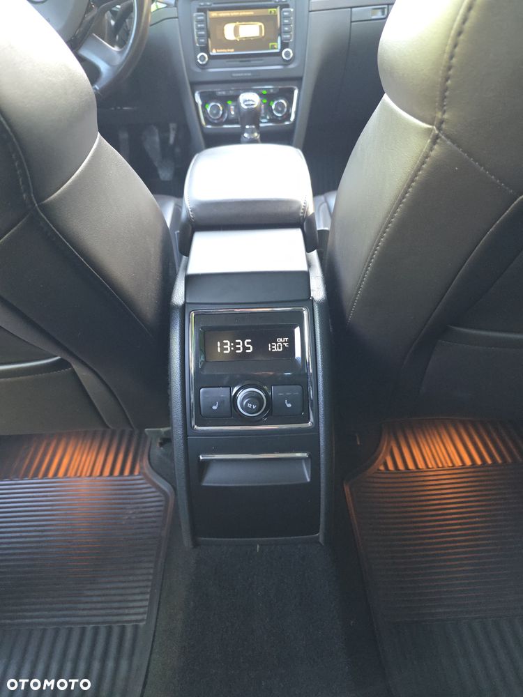 Skoda Superb 2.0 TDI L&K - 16