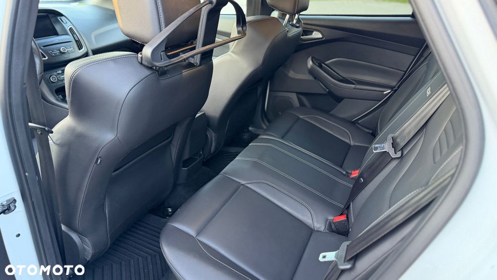 Ford Focus 2.0 EcoBoost ST - 7