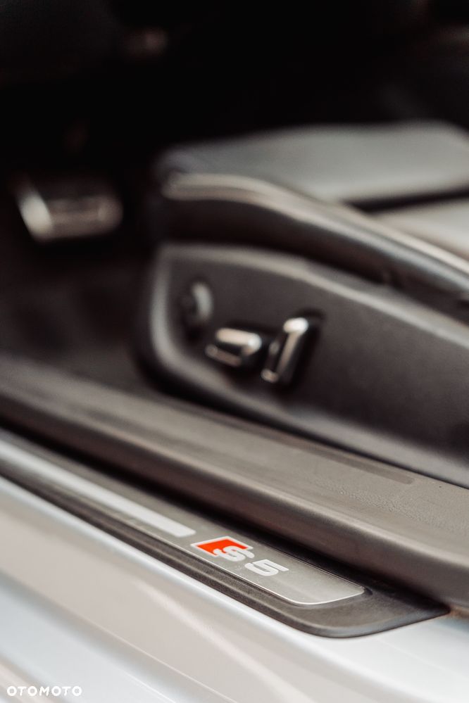 Audi S5 Coupé - 16