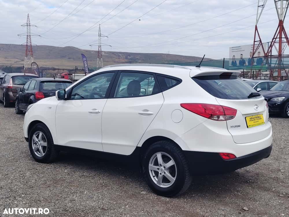 Hyundai ix35 1.7 CRDI 2WD Comfort - 17