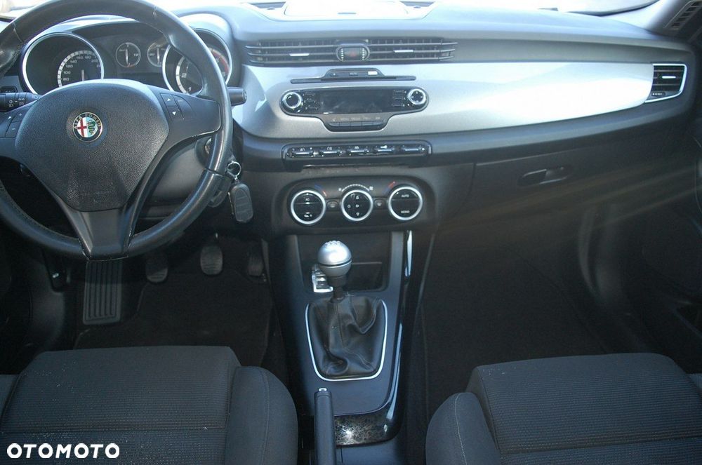 Alfa Romeo Giulietta - 6