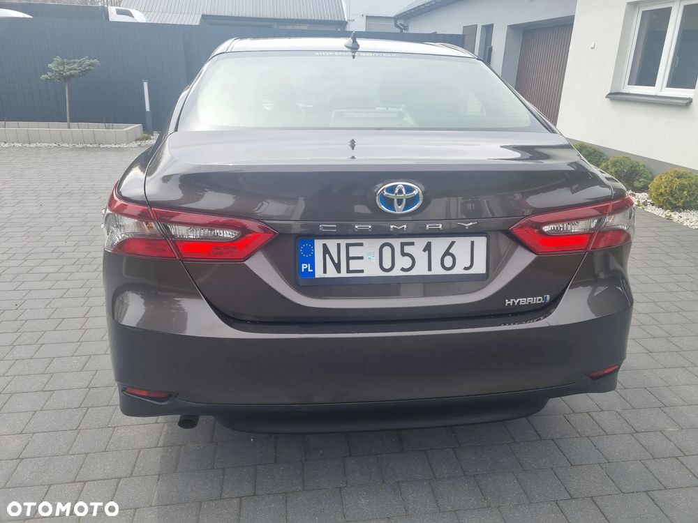Toyota Camry 2.5 Hybrid Comfort CVT - 6