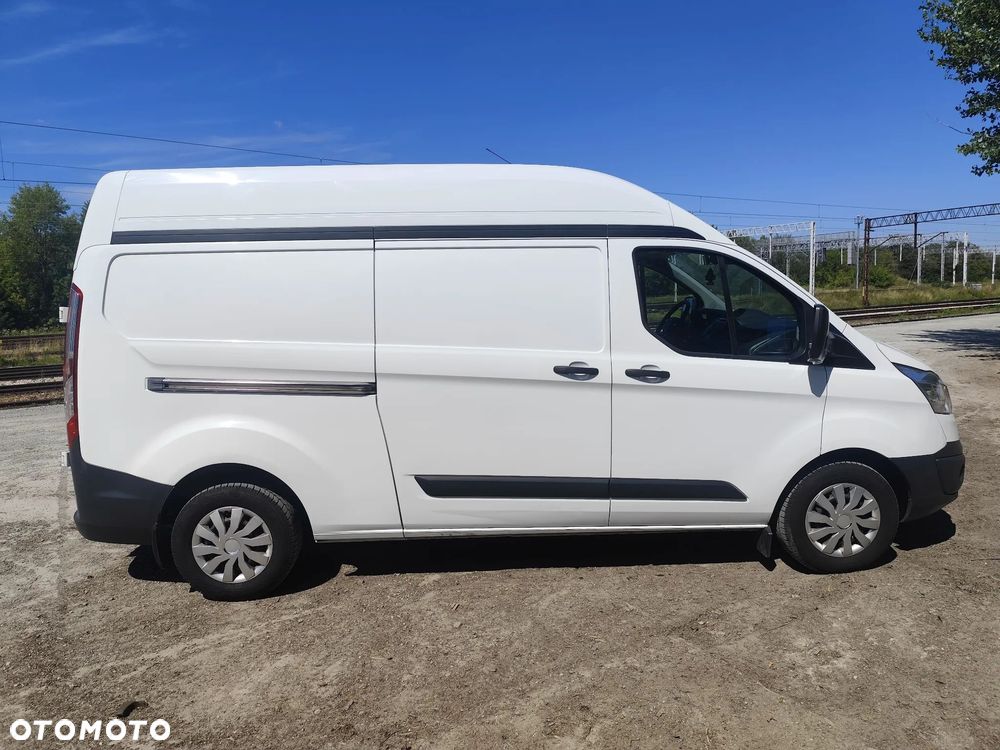Ford Transit Custom - 8
