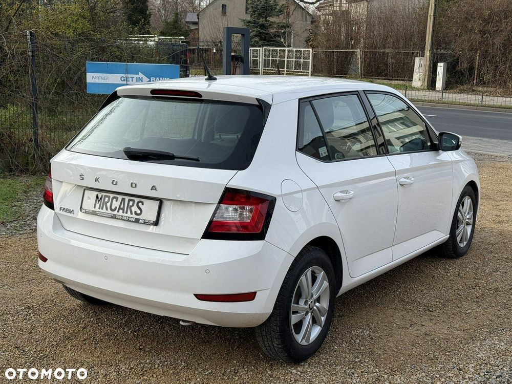 Skoda Fabia - 6