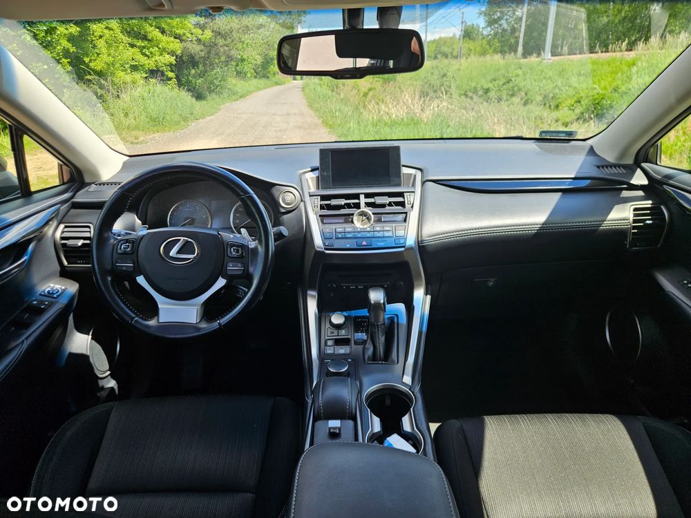 Lexus NX 200t Elite AWD - 10