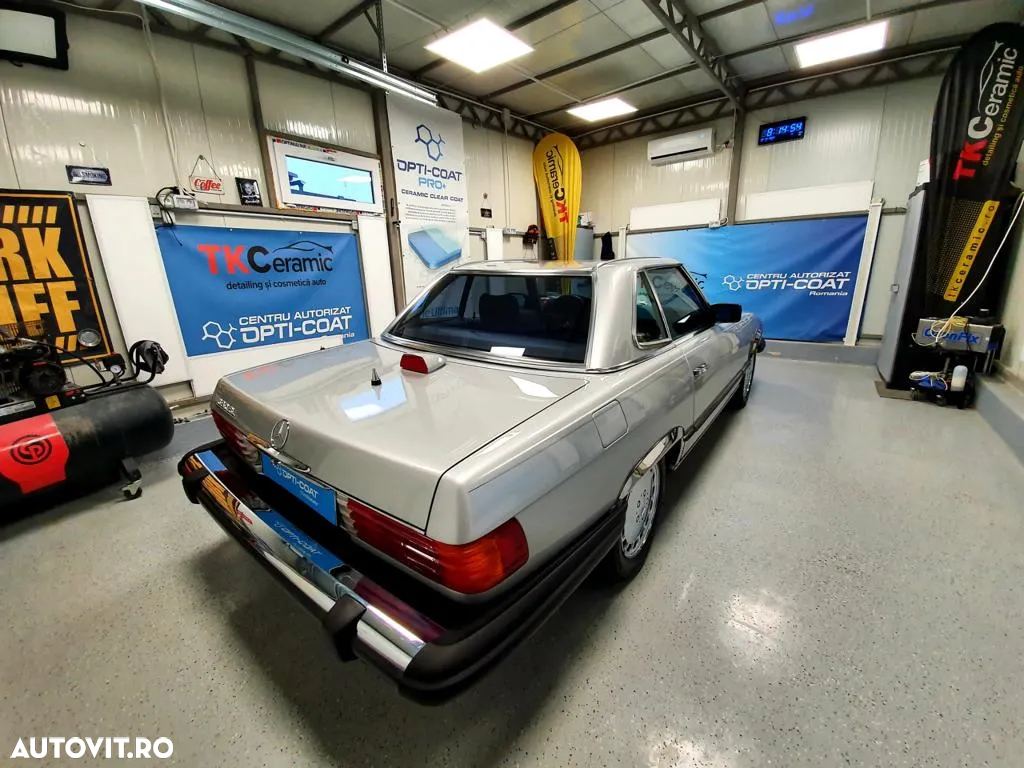 Mercedes-Benz SL - 24