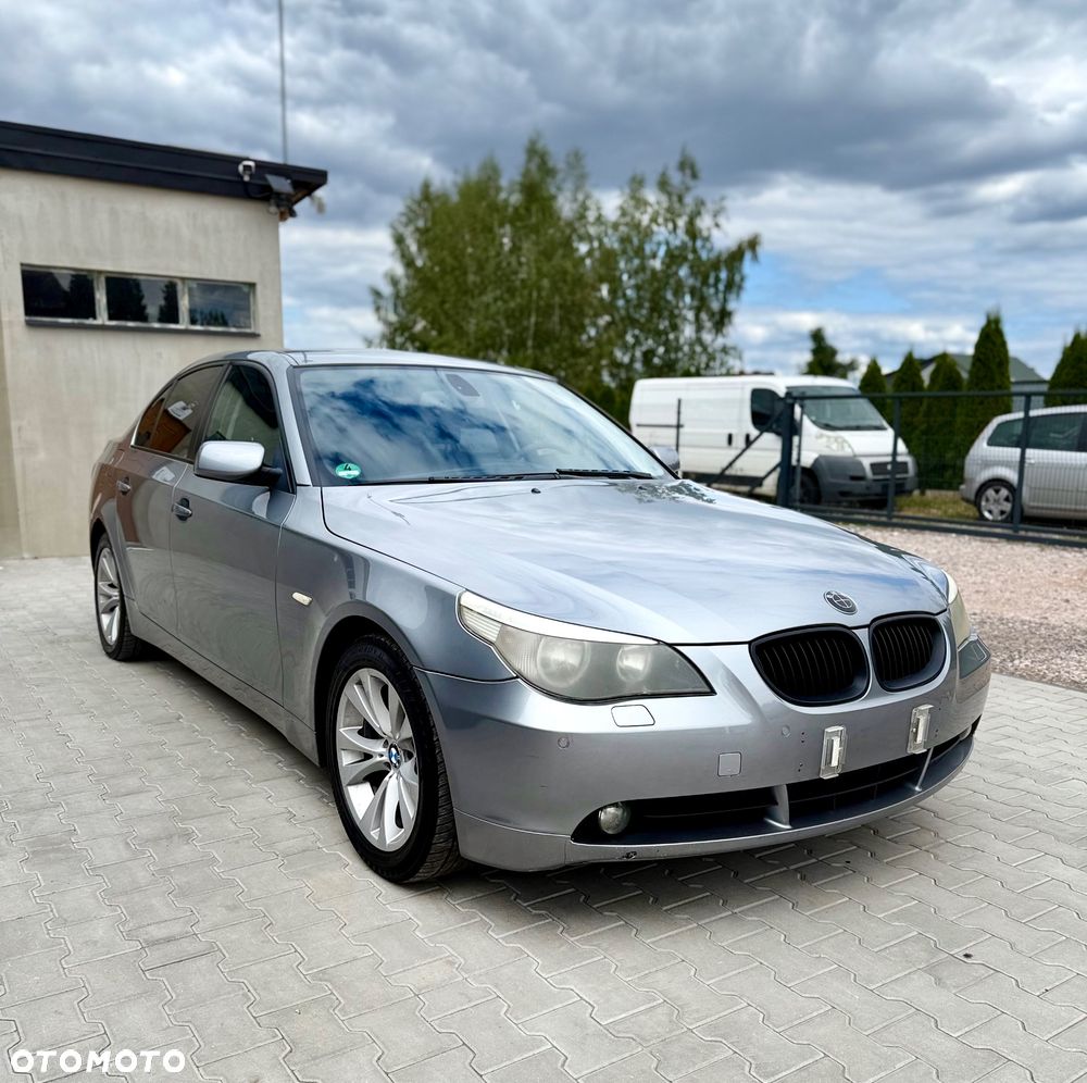 BMW Seria 5 520i - 2