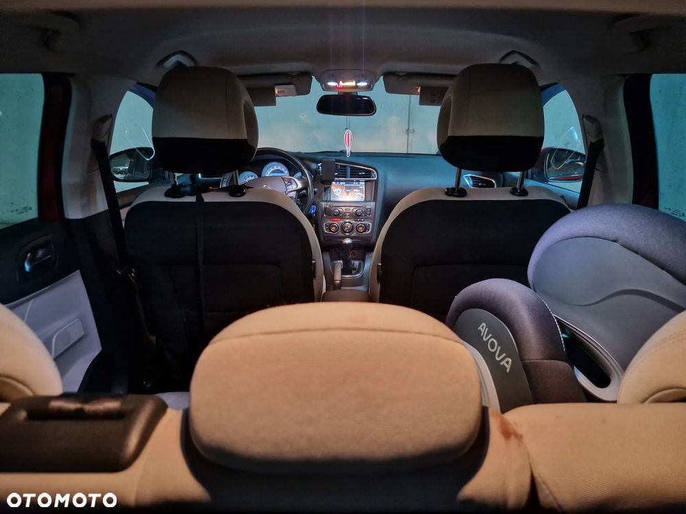Citroën C4 1.6 HDi Seduction - 16