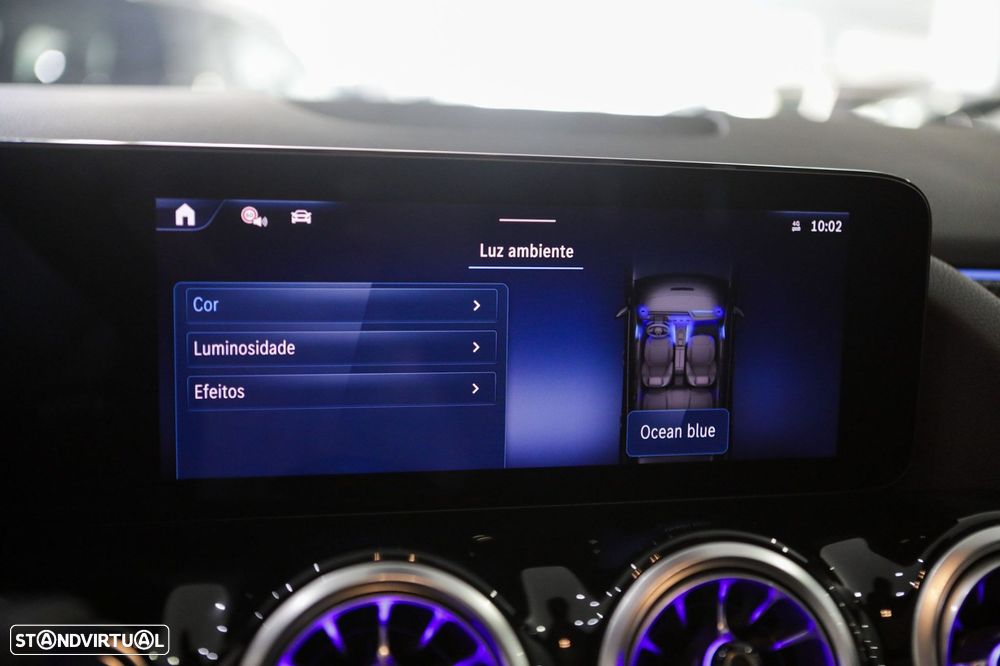 Mercedes-Benz GLA 250 e AMG Line - 42