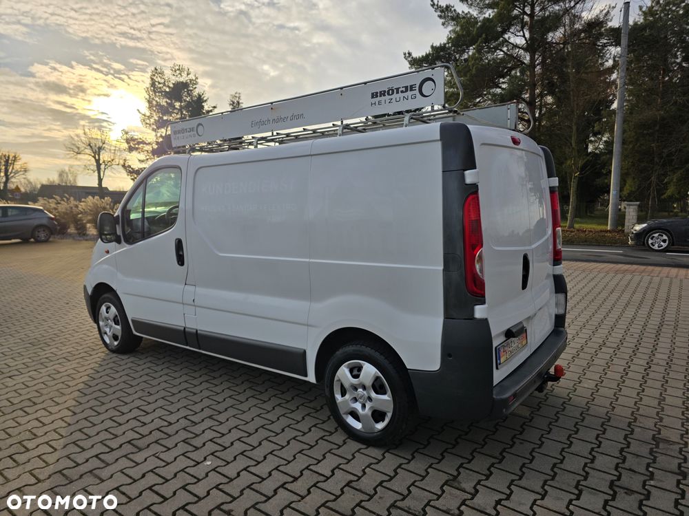 Opel Vivaro - 6