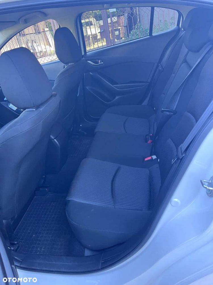 Mazda 3 - 6