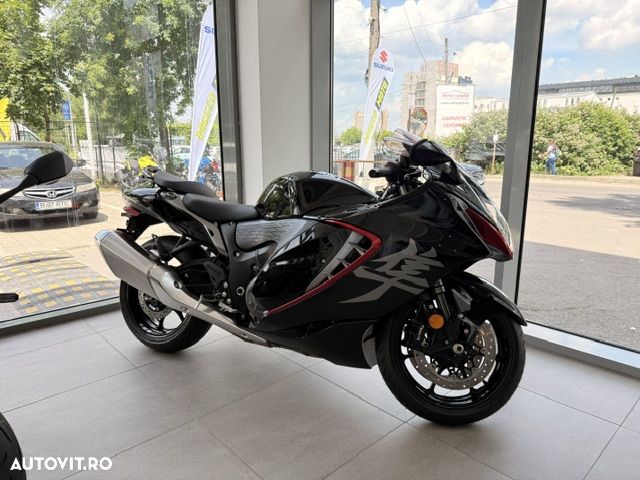 Suzuki GSX 1300R Hayabusa - 1