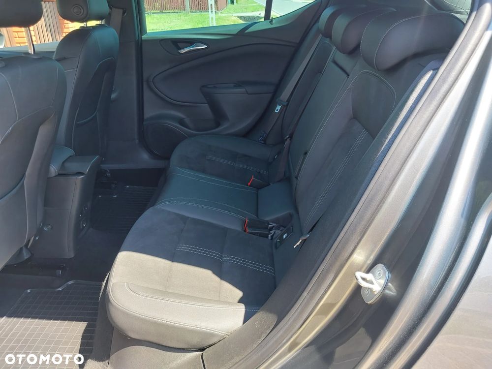 Opel Astra 1.5 D Start/Stop Automatik Ultimate - 27