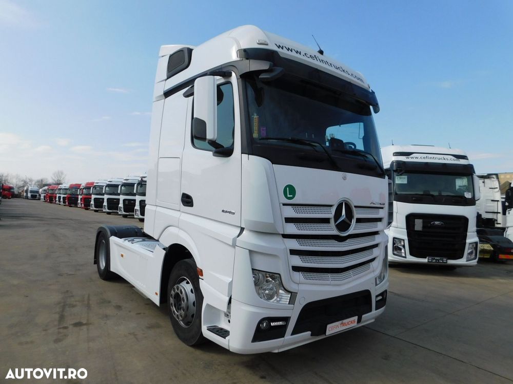 Mercedes-Benz Actros - 2