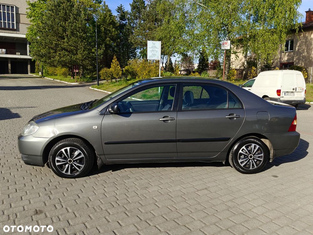 Toyota Corolla 1.4 Terra3 - 17