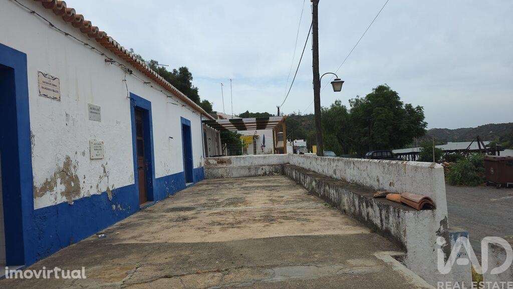 Loja / Estabelecimento Comercial em Santana de Cambas de 103,00 m2 - Grande imagem: 2/10