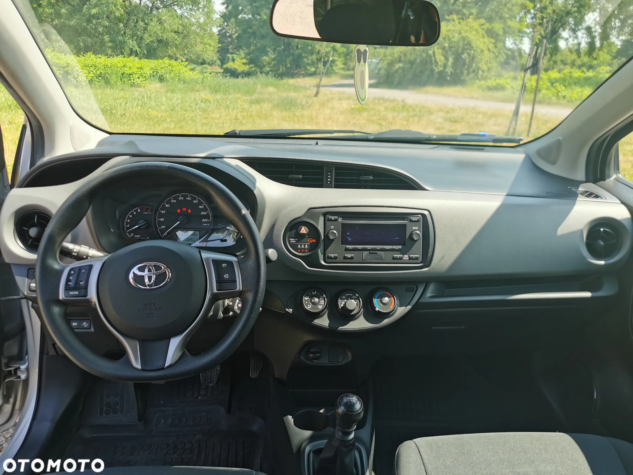 Toyota Yaris 1.5 Active - 13