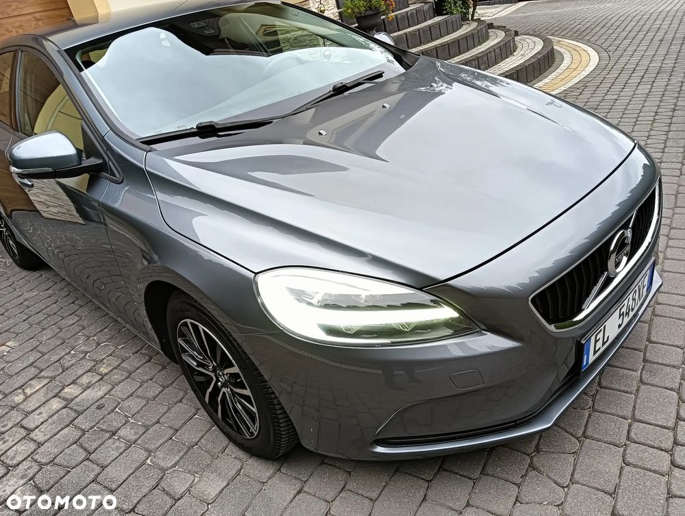 Volvo V40 - 33