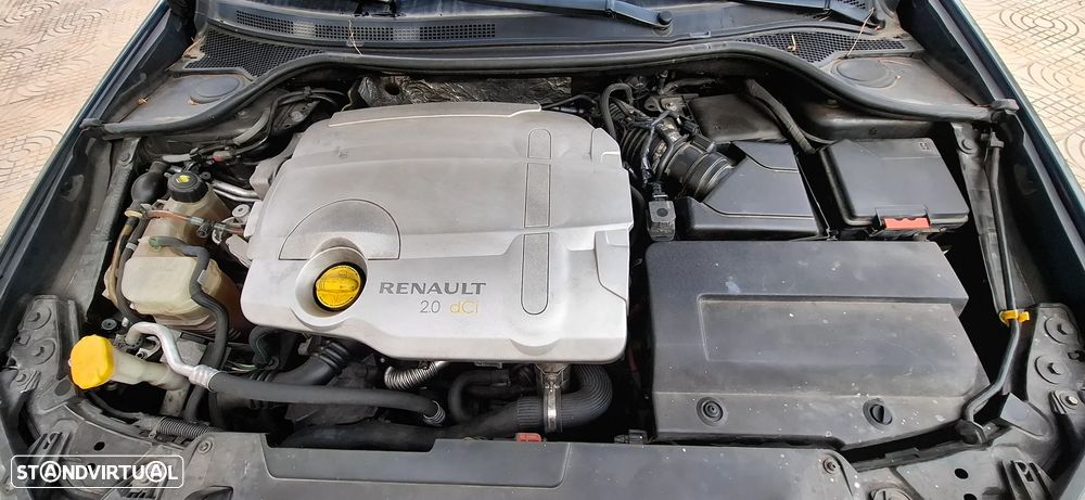Renault Laguna Break 2.0 dCi Dynamique S 4control - 13