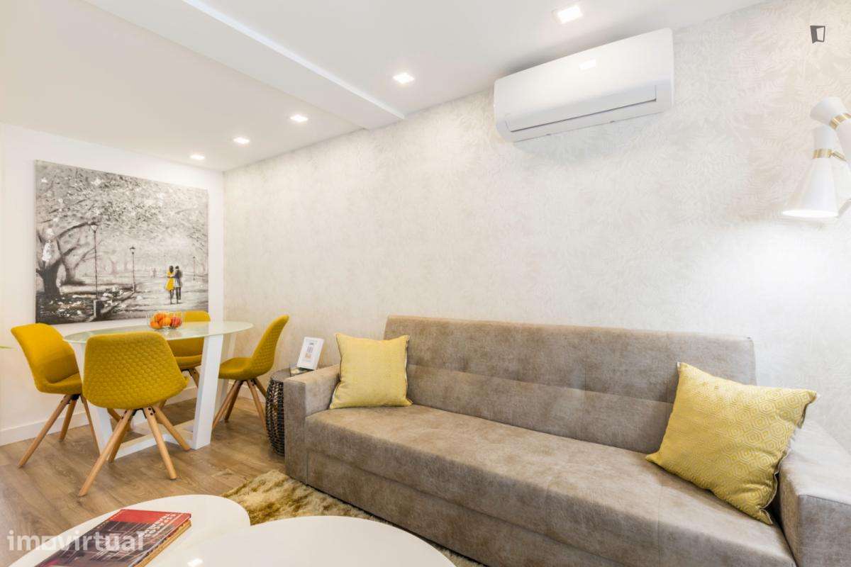 Apartamento com 1 quartos - localizado em Princípe Real Lisbon - Grande imagem: 4/19