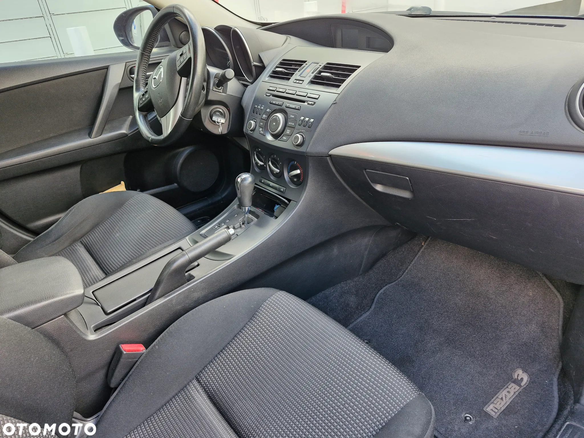 Mazda 3 - 10