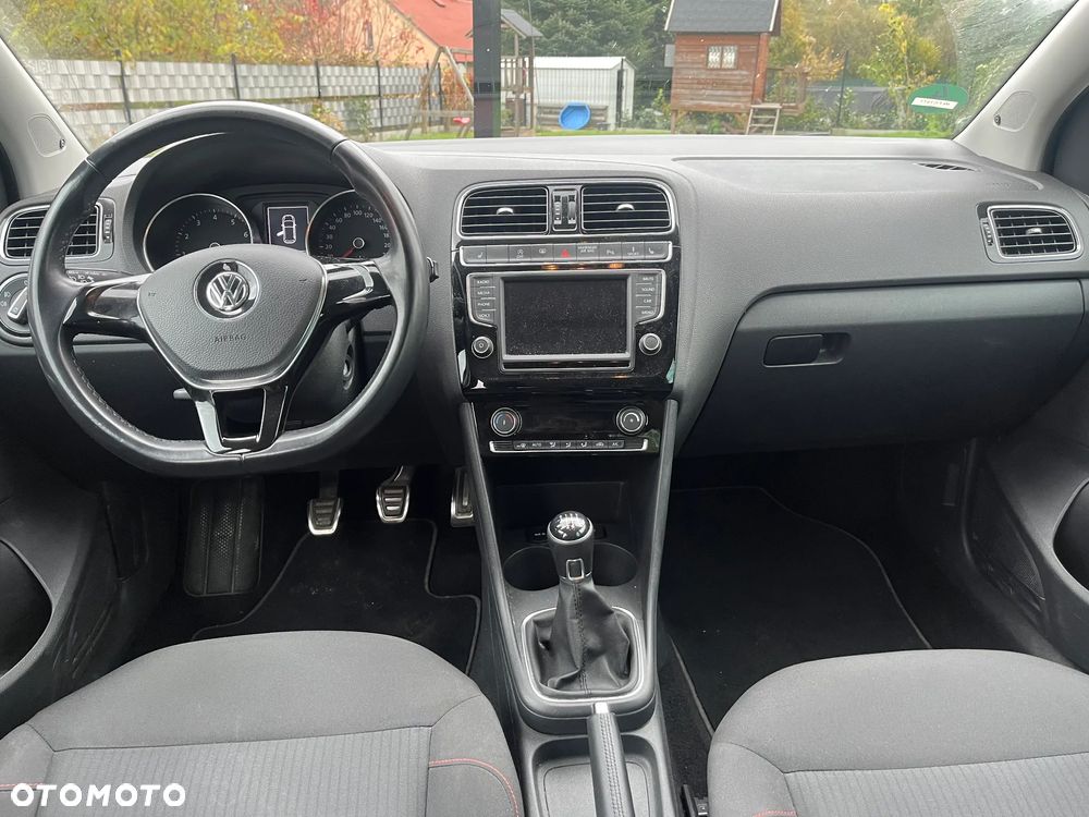 Volkswagen Polo 1.2 TSI (Blue Motion Technology) SOUND - 10