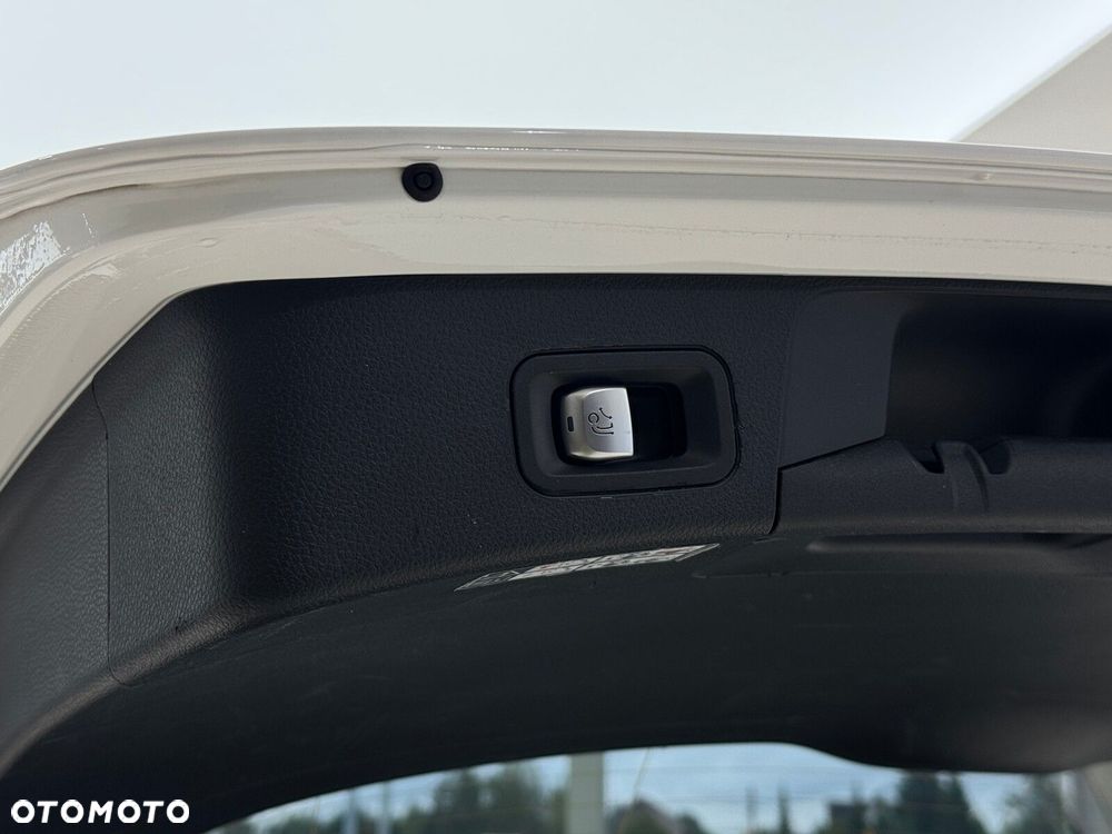 Mercedes-Benz Klasa C - 19