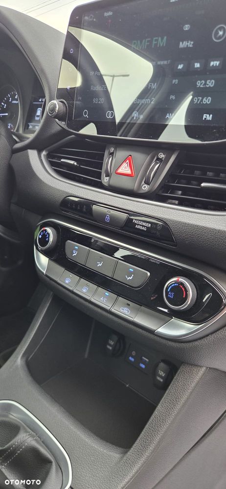 Hyundai i30 1.0 T-GDI Classic + - 16