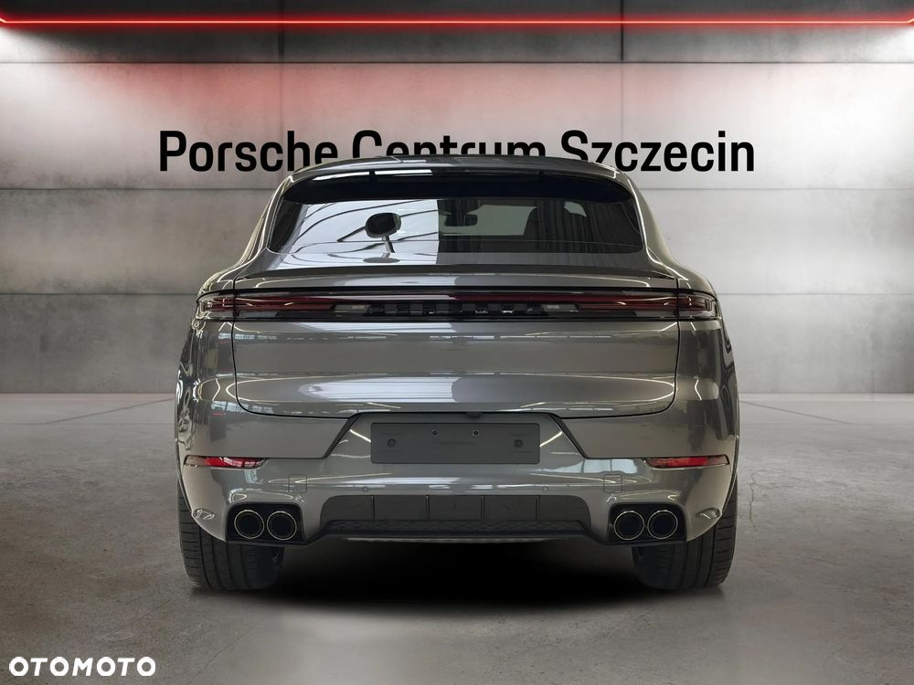 Porsche Cayenne E-Hybrid PHEV Black Edition - 4