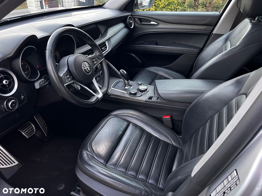 Alfa Romeo Stelvio 2.0 Turbo 16V AT8-Q4 Competizione - 20