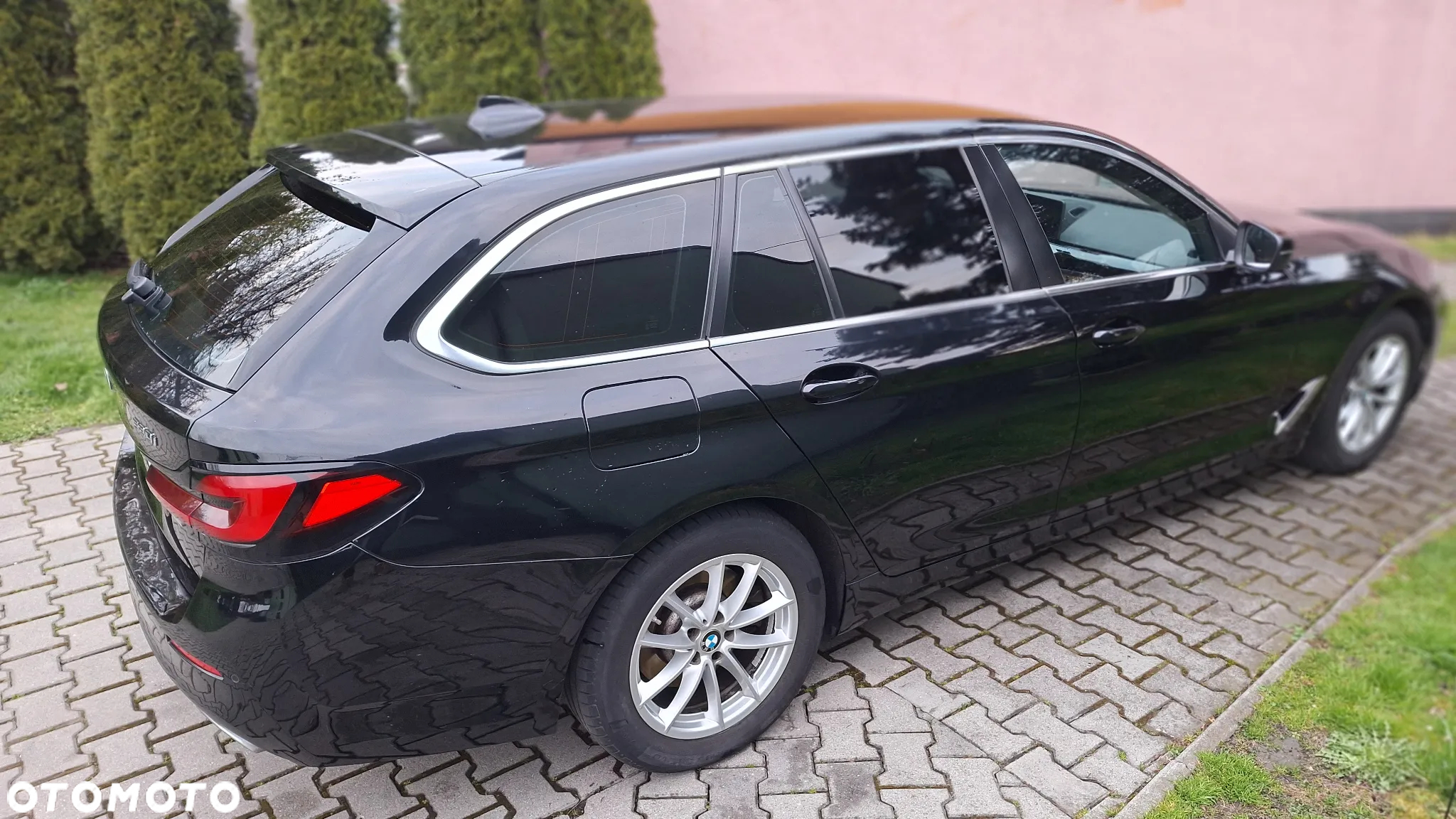 BMW Seria 5 520i Touring Luxury Line - 11