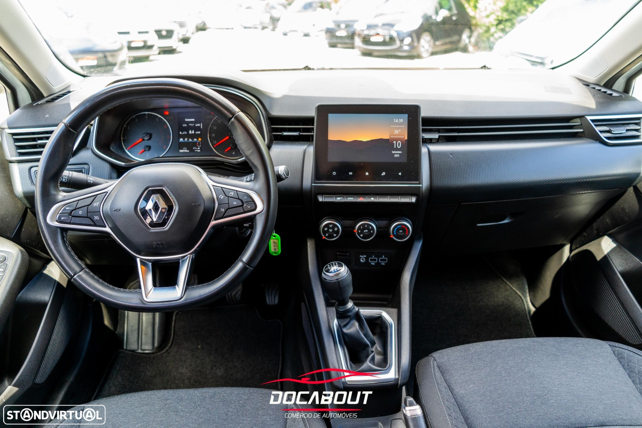 Renault Clio - 8