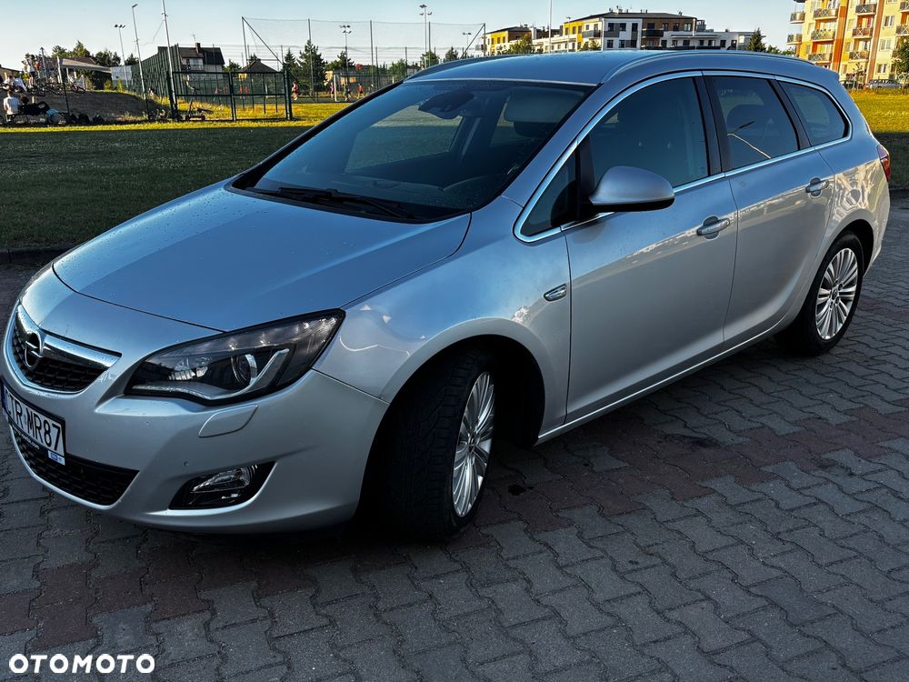 Opel Astra 1.7 CDTI DPF Sport - 2