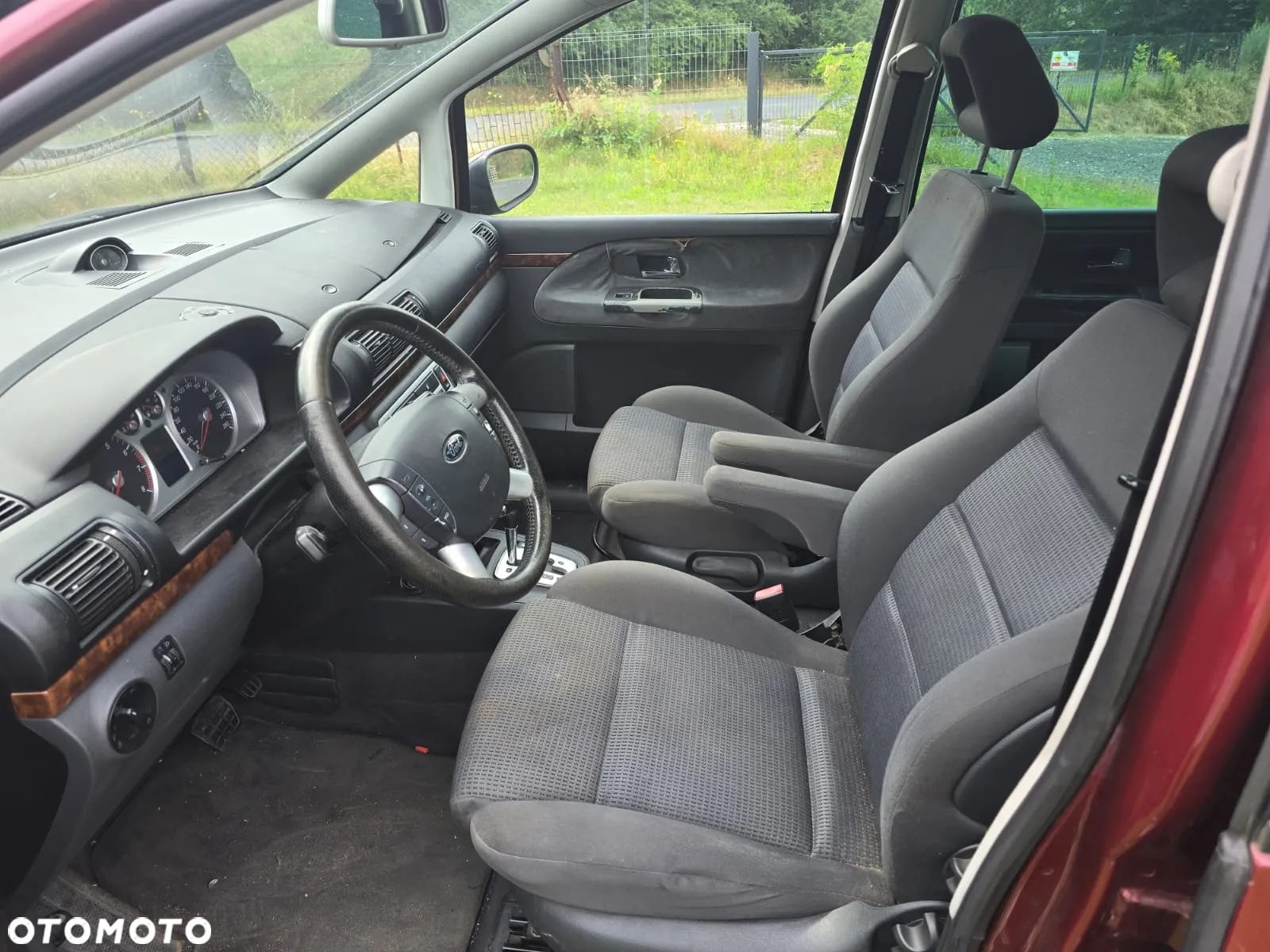 Ford Galaxy 2.8 V6 Ghia - 5