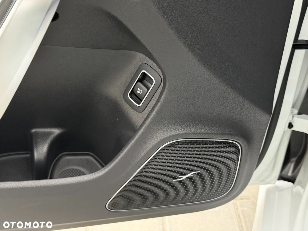 Mercedes-Benz CLA 250 4-Matic AMG Line 7G-DCT - 29