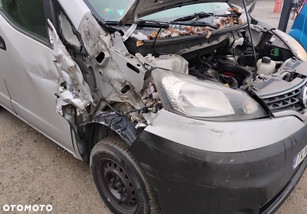 Nissan NV200 - 20