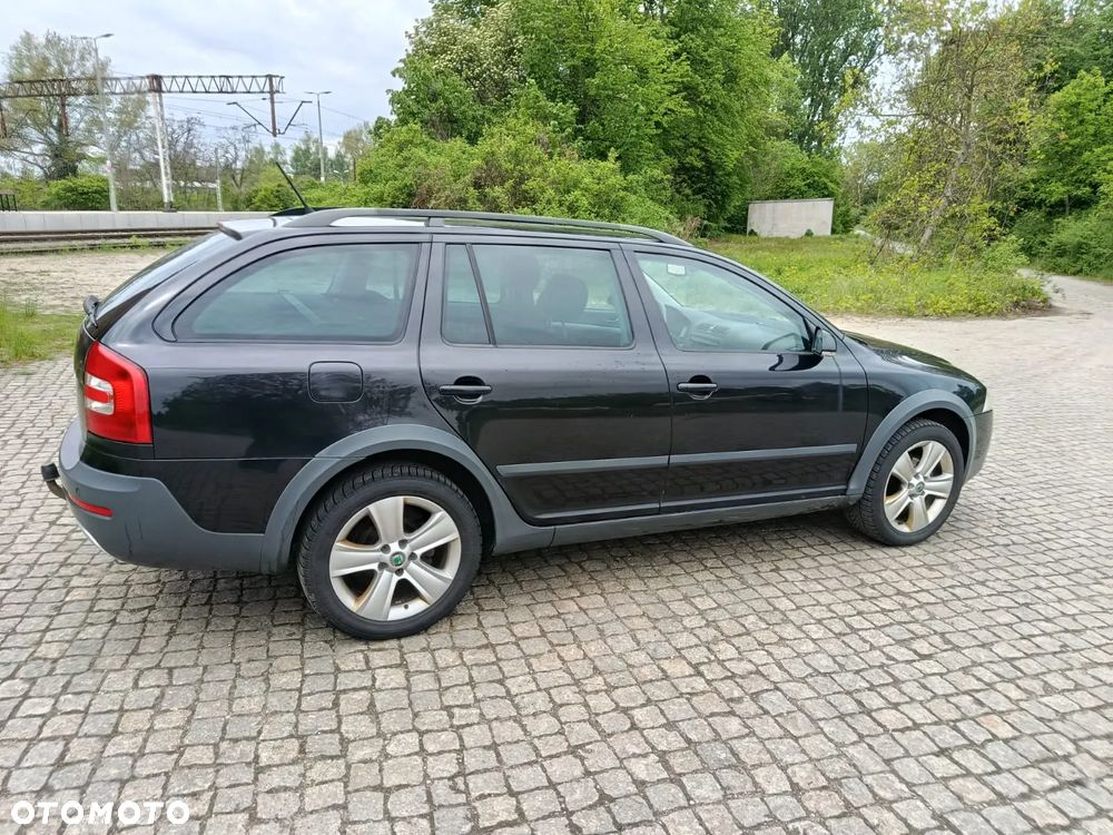Skoda Octavia 2.0 TDI DPF Scout 4x4 - 7