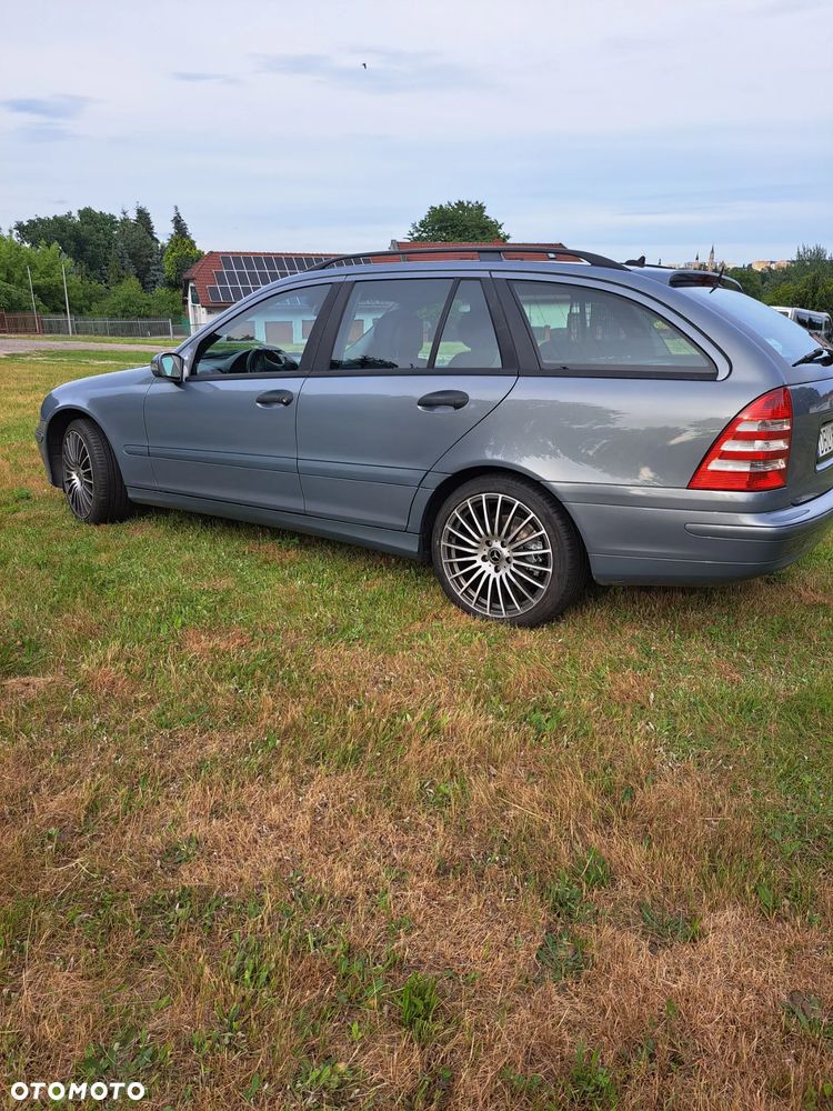 Mercedes-Benz Klasa C 220 CDI Automatik Classic - 3