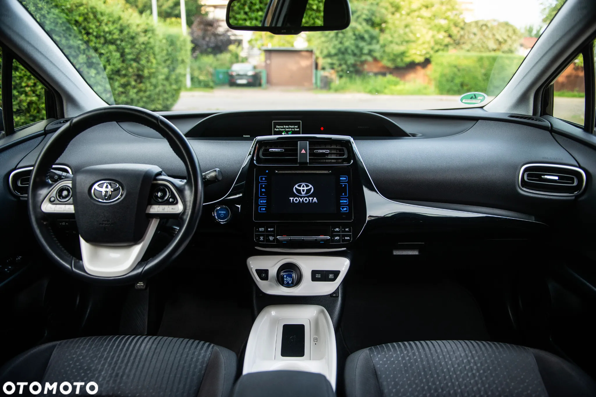 Toyota Prius 1.8 Hybrid Premium - 26