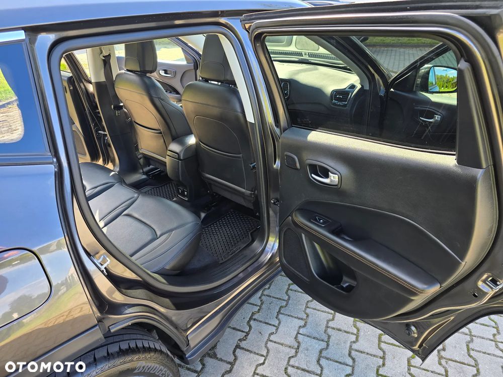 Jeep Compass 2.0 MultiJet Active Drive Limited - 18