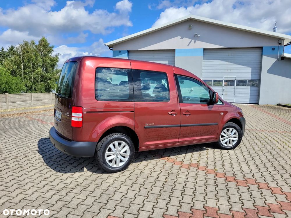 Volkswagen Caddy Comfortline BMT - 36