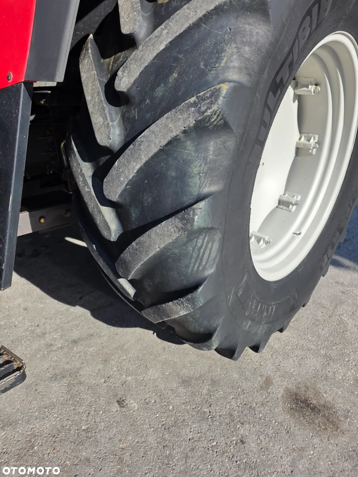 Massey Ferguson 8110 - 18