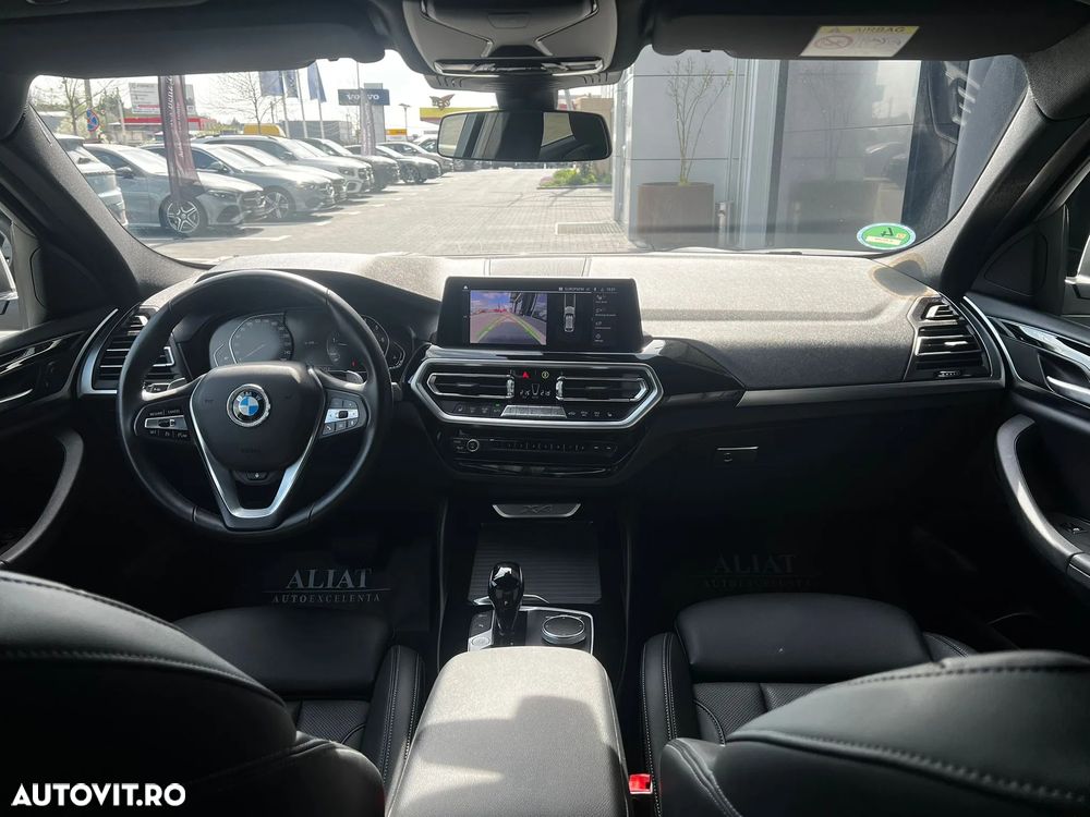 BMW X4 xDrive20i AT MHEV - 9