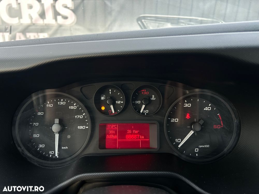 Iveco LIFT DE CONTAINER CU CARLIG 3.0 D - 23