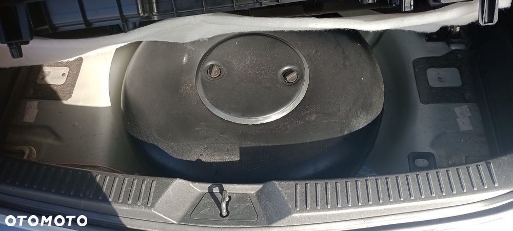 Mazda 5 - 3