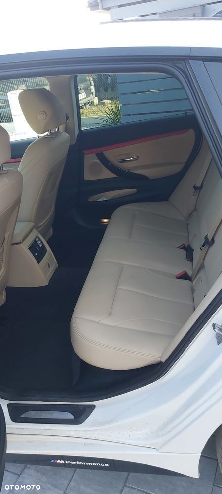 BMW 3GT 330i Luxury Line sport - 5