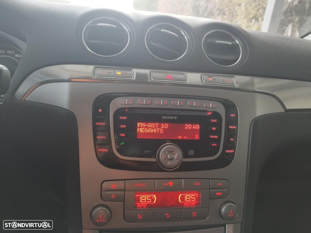 Ford S-Max 1.8 TDCi Titanium 7L - 15
