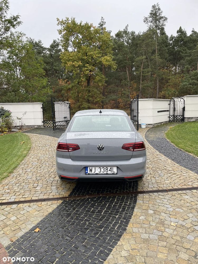 Volkswagen Passat - 6